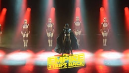 Découvrez notre avis sur The Empire Strips Back : la parodie burlesque de Star Wars qui s'installe pour la première fois en Europe à Paris