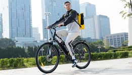 Découvrez mon avis sur le vélo électrique HITWAY BK27 : un modèle puissant, bien équipé et abordable. Caractéristiques, montage, prise en main...