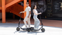 Test RCB R16. Une trottinette électrique légère et pratique pour la ville