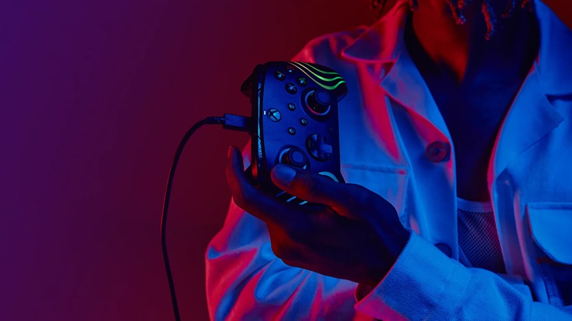 Découvrez le test de la manette PDP Afterglow Wave pour PC et sous licence officielle Xbox Series X|S, Xbox One : une manette performante et personnalisable