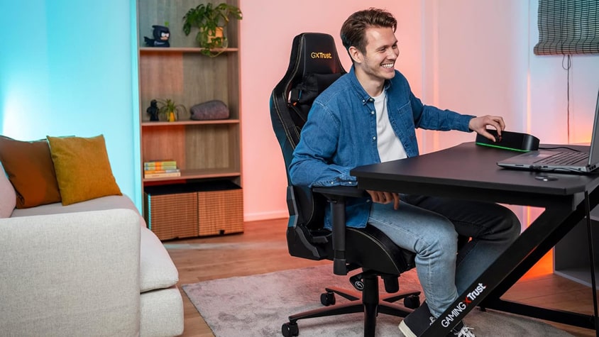 Couverture de l'article : Test de la Trust GXT 619 Thorne : une barre de son RGB abordable pour gamers et télétravailleurs
