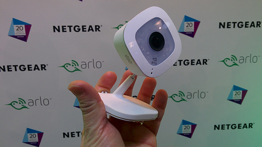 ARLO Caméra de surveillance - Wifi - Sans fil - Intérieur/extérieur -  Infra-rouge - VMC3030 pas cher 