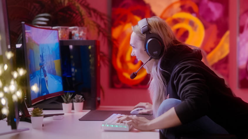 Couverture de l'article : Test du Cherry XTRFY MX 8.2 Pro TMR : La révolution des switchs magnétiques TMR au bout des doigts