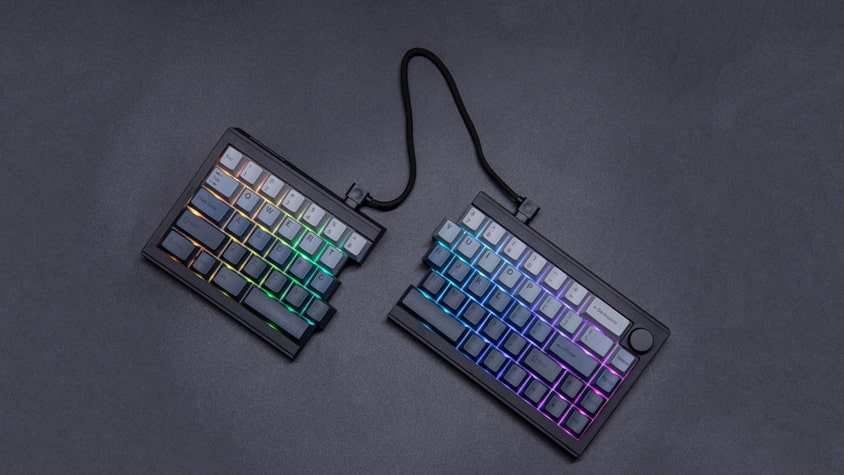 Couverture de l'article : Test Epomaker Split 65 : un clavier ergonomique split sur mesure