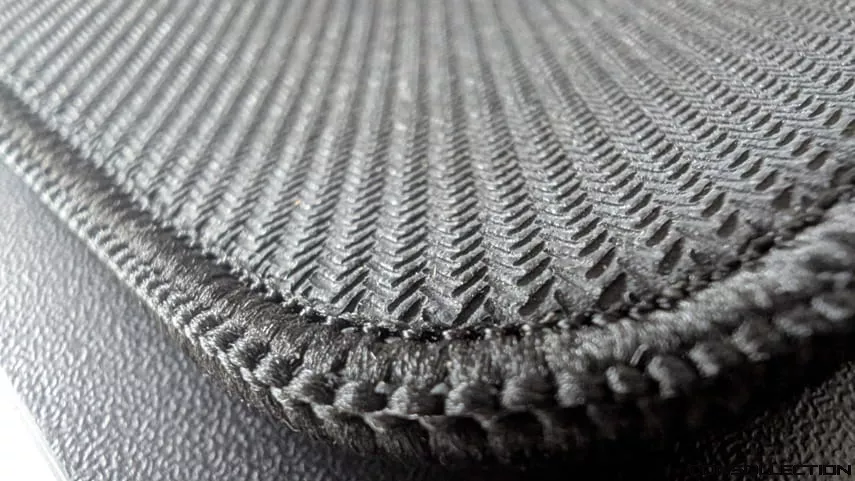 Dessous, on trouve l'Eco-Grip