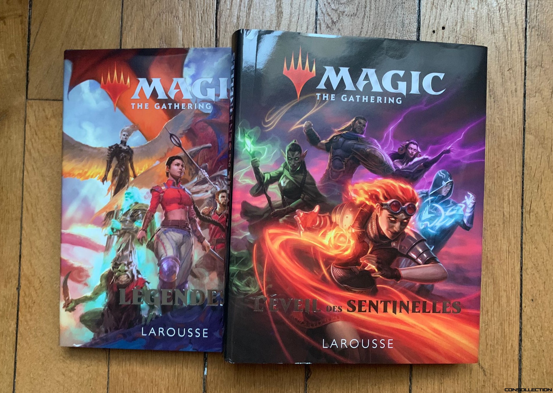 Deux ouvrages Magic aux éditions Larousse