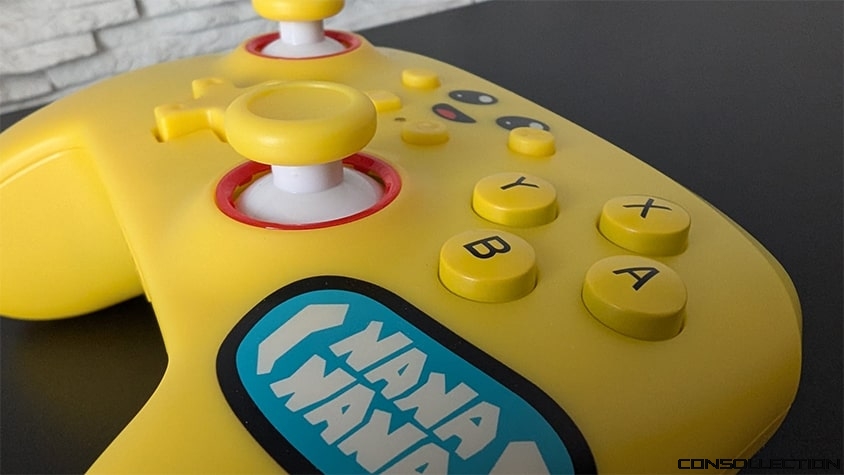 La manette Fortnite Peely de PowerA