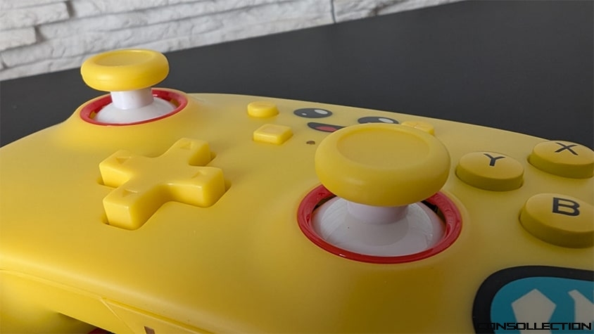 La manette Fortnite Peely de PowerA