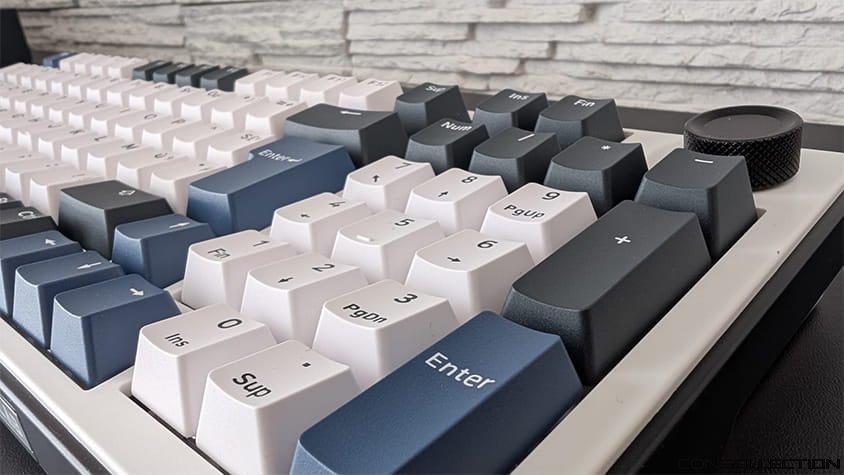 Le clavier The G-Lab Keyz Elite 400 HE