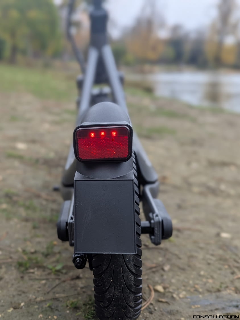 Trottinette &eacute;lectrique RCB R16